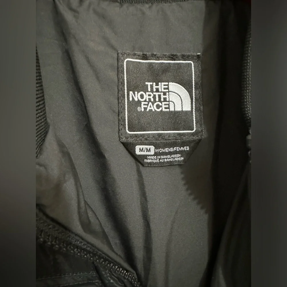 The North Face Black Jacket size M women's. - Picture 4 of 8